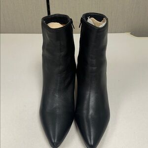 Andre Assous Winter Pointed Toe Black Leather Woven Detail Bootie Shaft Size 11